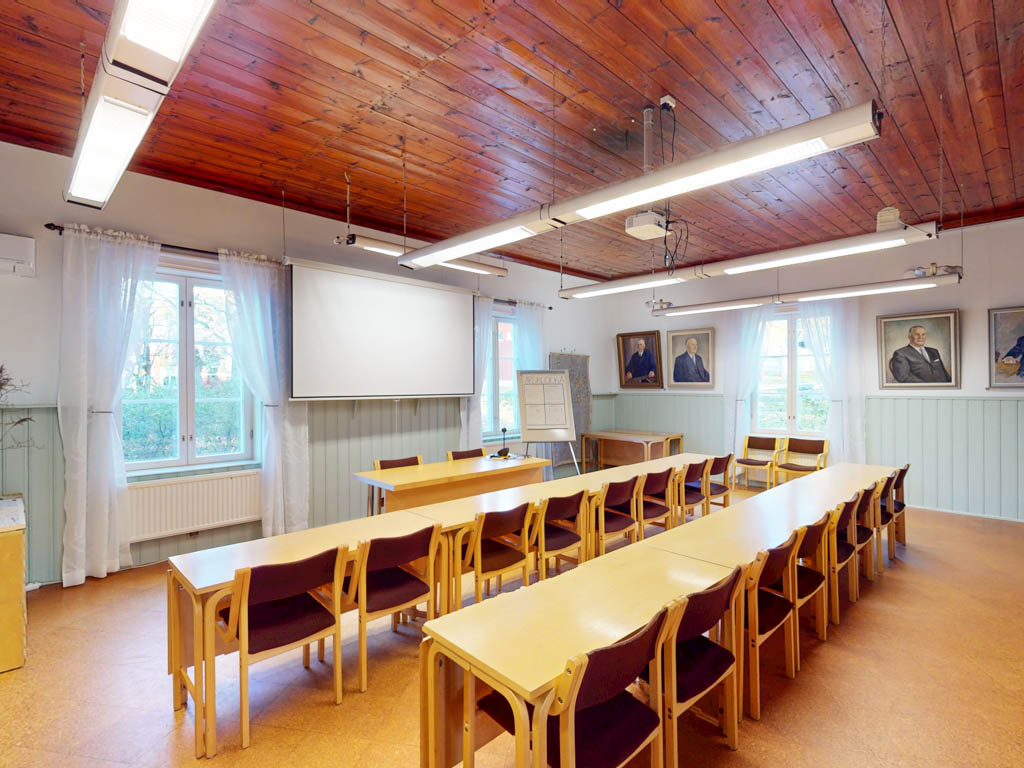 Kommunalstugan i Nagus mötesrum